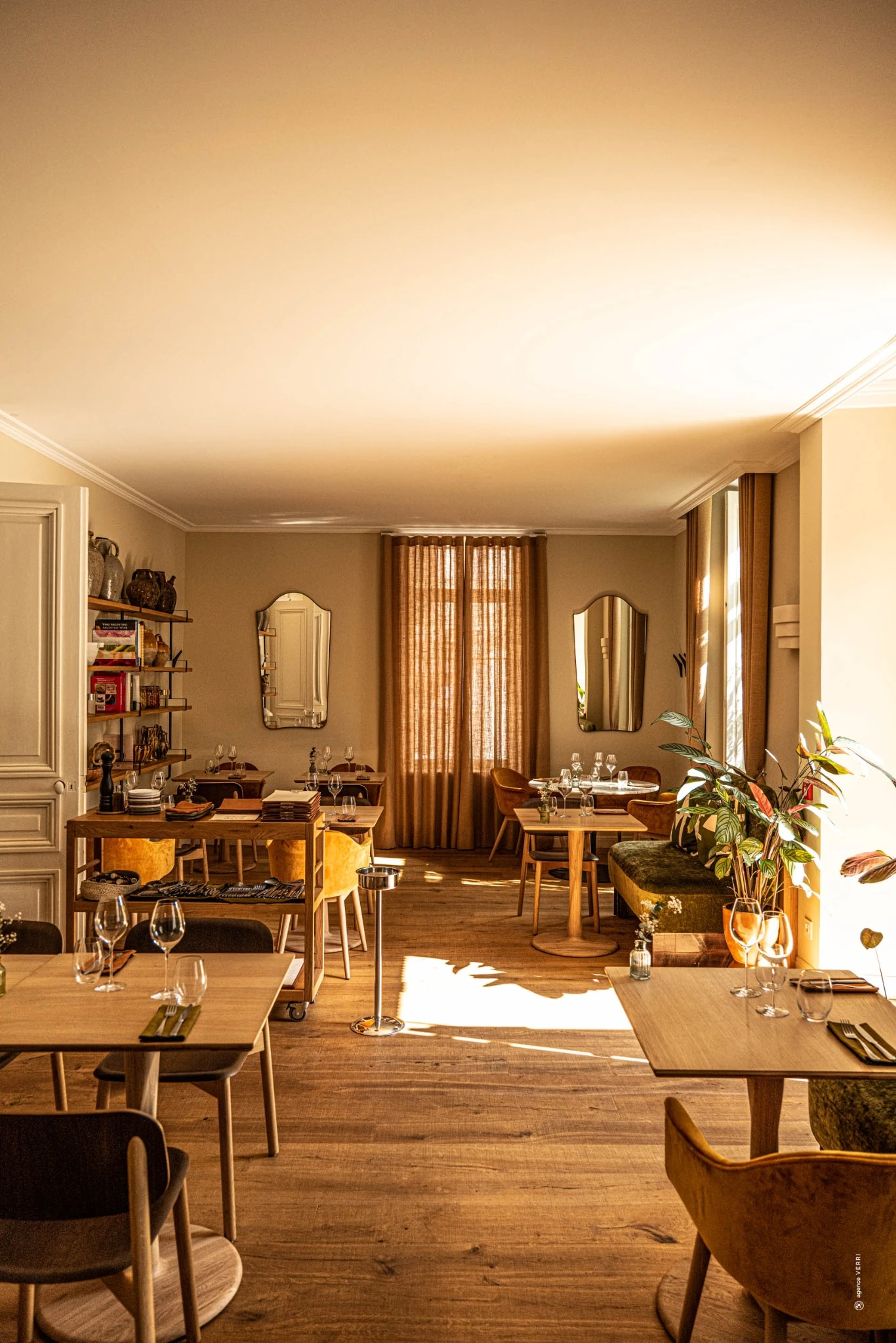 Salle principale du restaurant
